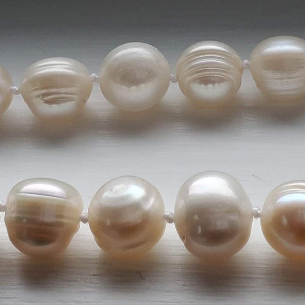 Freshwater pearl necklace
